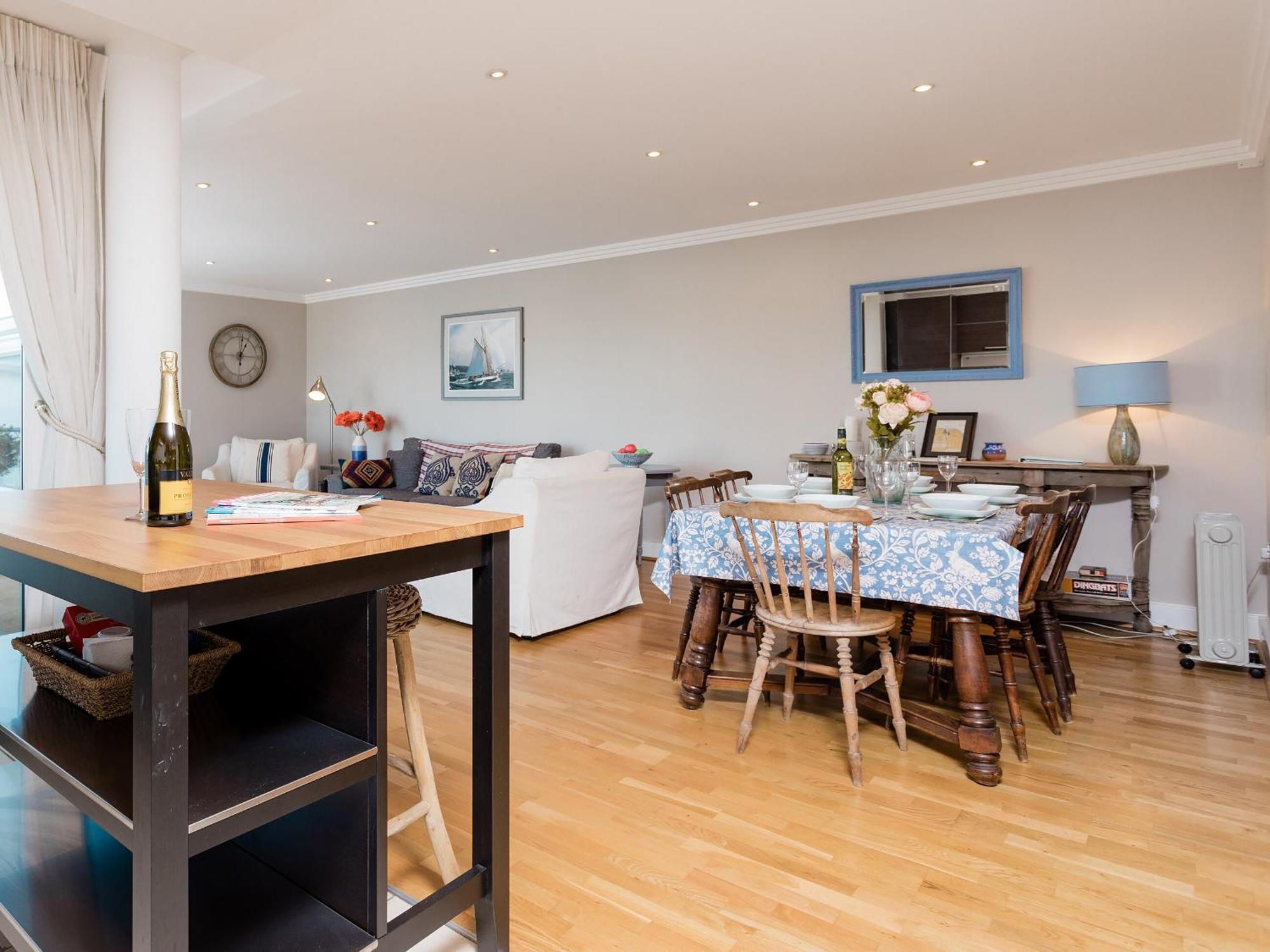 16 Marinus Apartment Cowes  Bagian luar foto